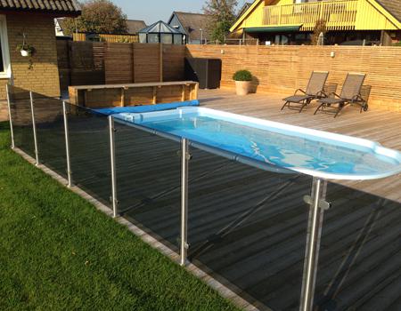 staket runt pool